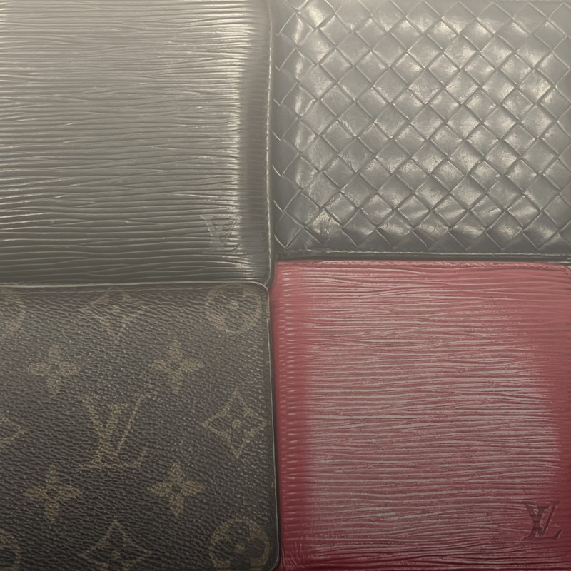 Heads Down Wallets Up